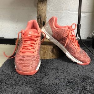 Reebok etc 360 anti-friction‎ technology light weight breathable ribbon weave